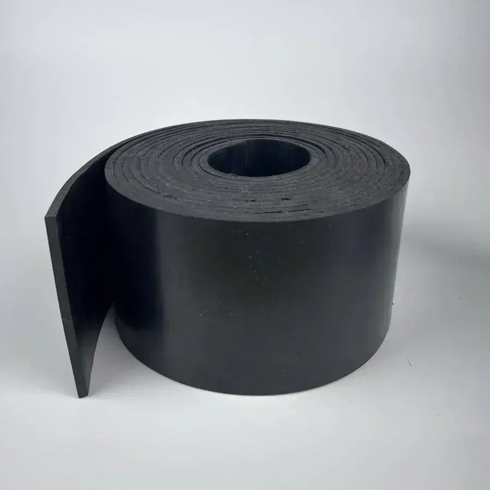 Резиновая лента 5м*5 см*3 мм, черная