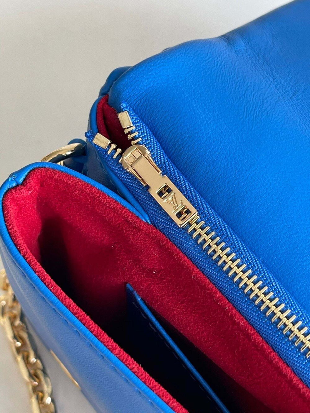 Louis Vuitton Pochette Coussin