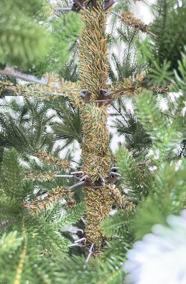 Искусственная ёлка Северная 250 см