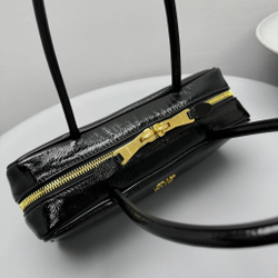 Miu Miu Beau Small Bag 28 cm