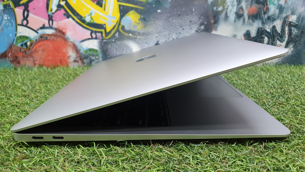 MacBook Air A1932 Retina, 13" 2019 i5/8Gb 63 цикла