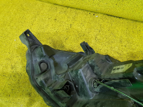 Битая Фара правая Nissan Qashqai J11 (2013-2019) галоген