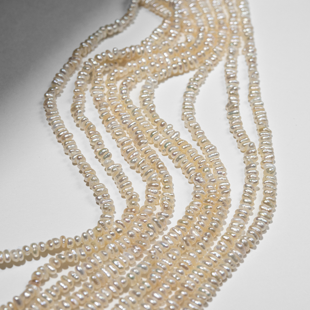 Жемчуг культивированный барочный в форме чипс A Grade, 2*4мм, айвори