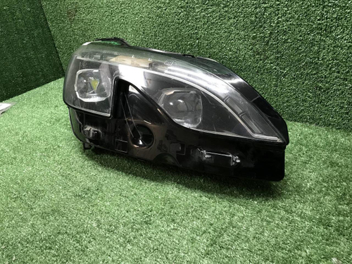 Фара правая Peugeot 3008 2 (2016-2020) LED