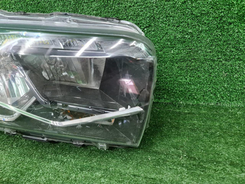 Битая Фара правая Lada X-RAY (2015-2022) галоген