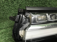 Фара левая Toyota Land Cruiser 300 21-нв LED