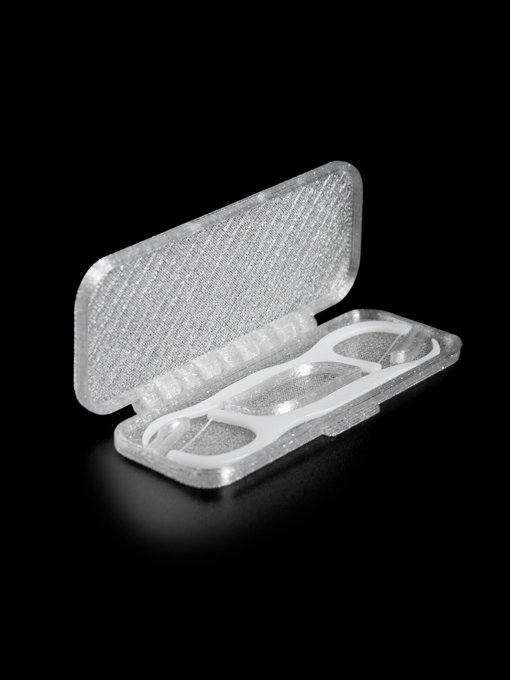 Стоматологический дорожный контейнер для 2-х зубочисток с нитью — флоссеров, белый, полупрозрачный