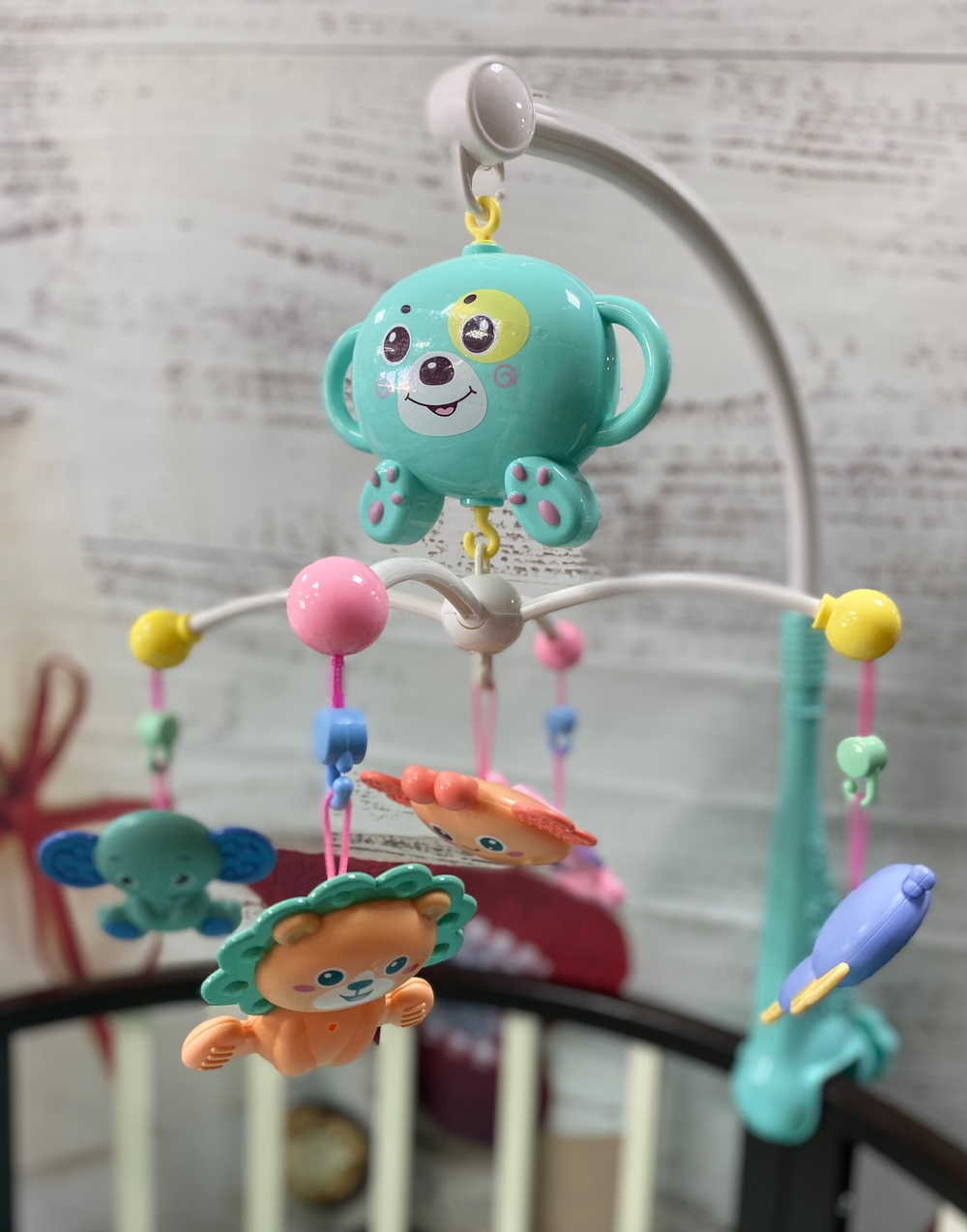 Музыкальный мобиль "Чебурашка" аккум.питание/пласт., 250 мел.