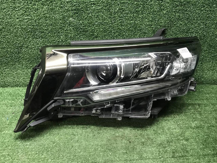 Фара левая Toyota LC Prado 150 (2017-н.в.) LED