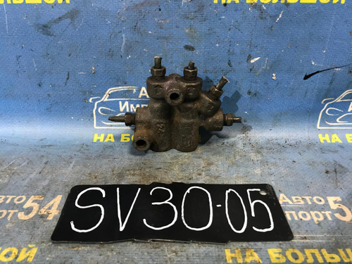 Распределитель тормозной TOYOTA CAMRY 1994