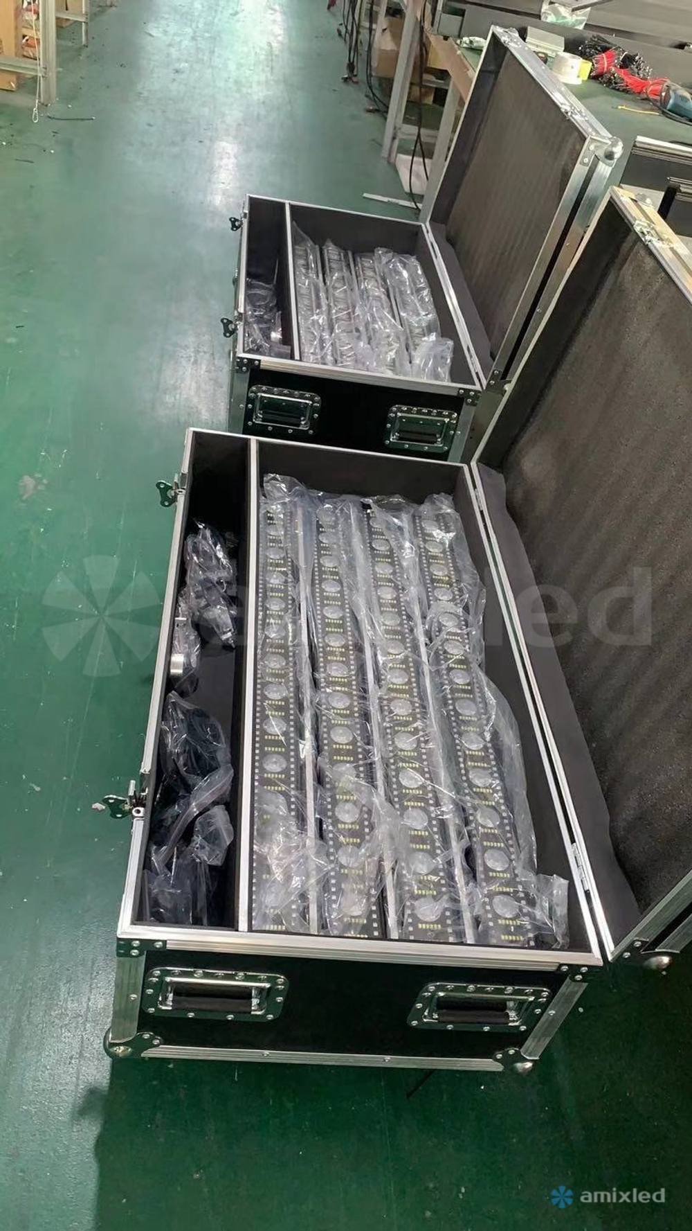 Световой прибор Amixled LED BAR MATRIX