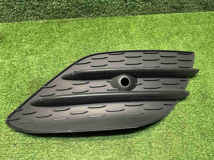 Решетка бампера правая Mercedes CLA C118 19-23 AMG