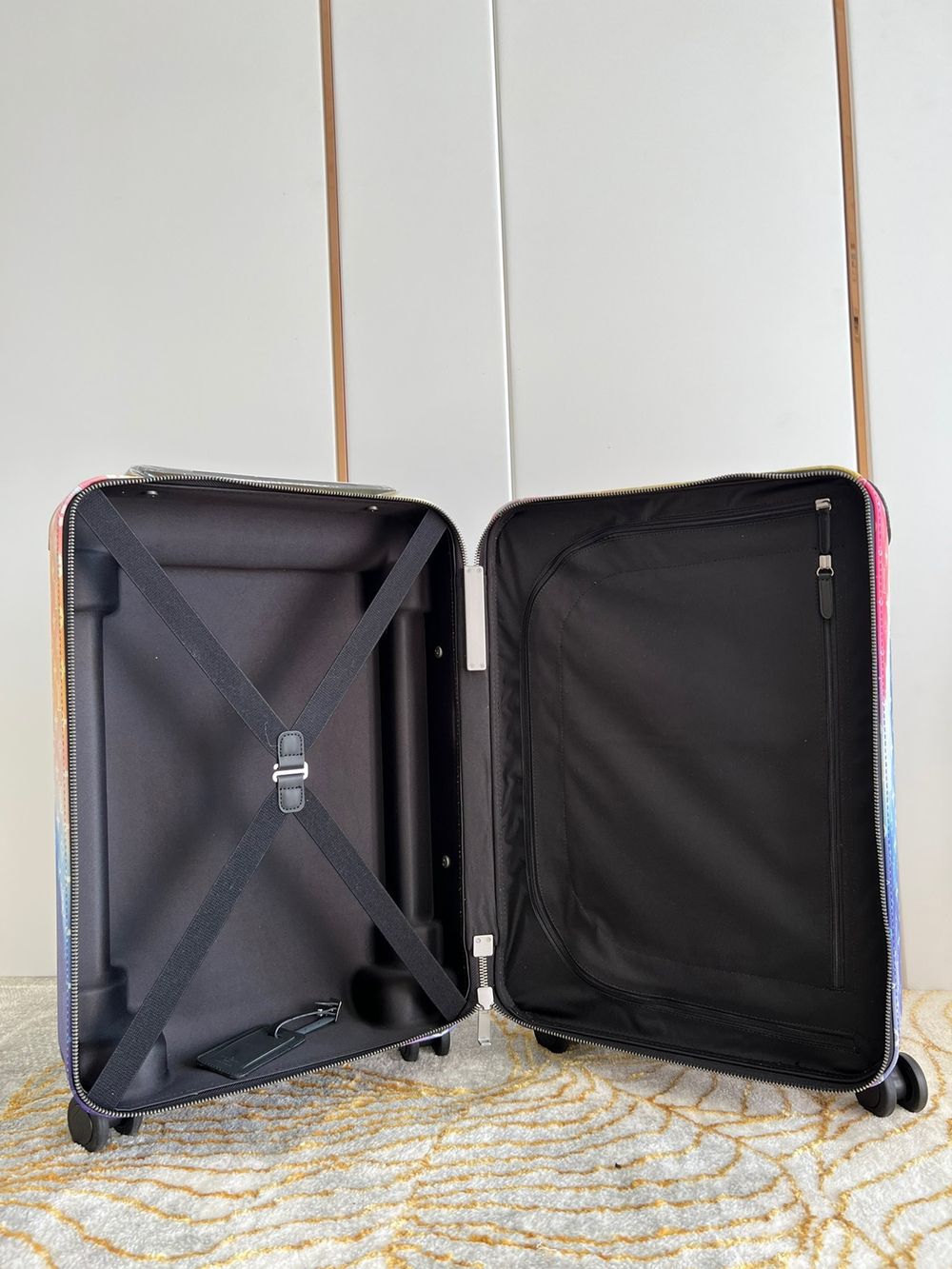 Louis Vuitton Horizon 55 Suitcase
