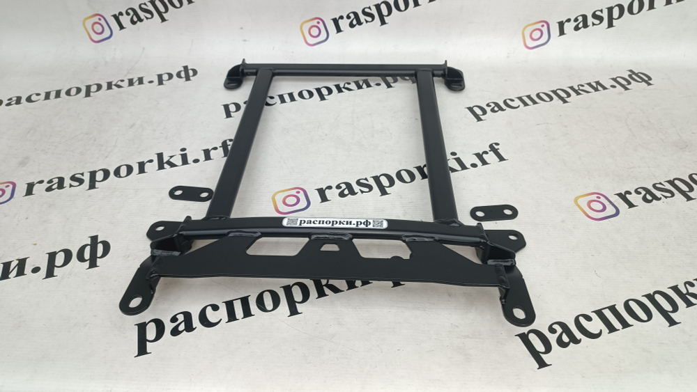 Распорка передняя нижняя 4-х точечная Volkswagen Passat B8 и Skoda Superb 3 III (ПОД ЗАКАЗ)