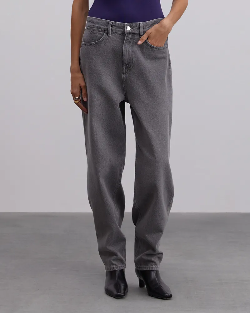 Серые джинсы-багги