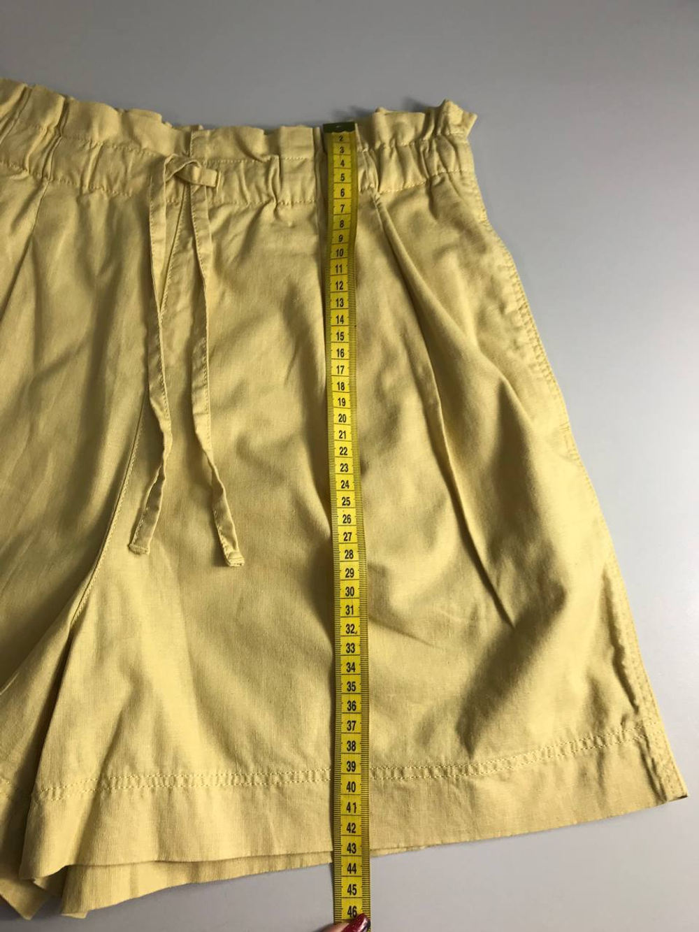 Шорты Uniqlo льняные, маркировка М, визуально 46 размер