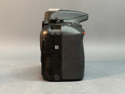 Nikon D5600 14.800 кадров