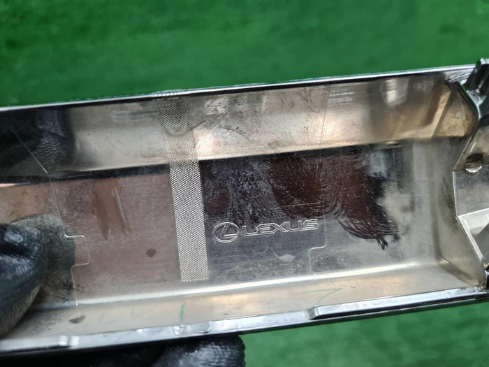 Молдинг решетки радиатора Lexus RX 4 (2019-2022)