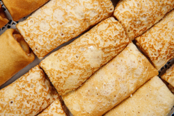 Блинчики с клубникой 15 шт.