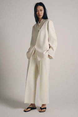 ZARA УКОРОЧЕННЫЕ БРЮКИ СО СТРЕЛКАМИ — ZW COLLECTION, СВЕТЛО-БЕЖЕВЫЙ