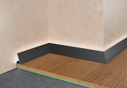 Щелевой плинтус Pro Design Corner 570 черный, 2600x15,5x35 мм