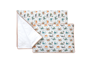 Постельное бельё в детскую кроватку «Динозаврики» (кант, сатин)