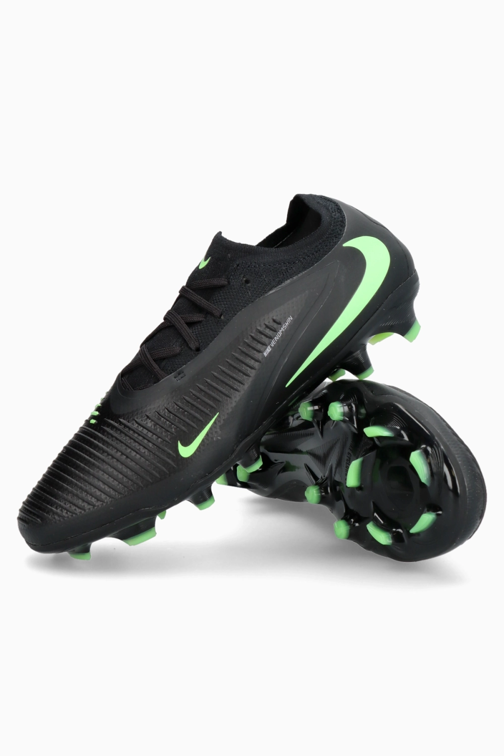 Бутсы Nike Phantom 6 Low Pro FG - черный