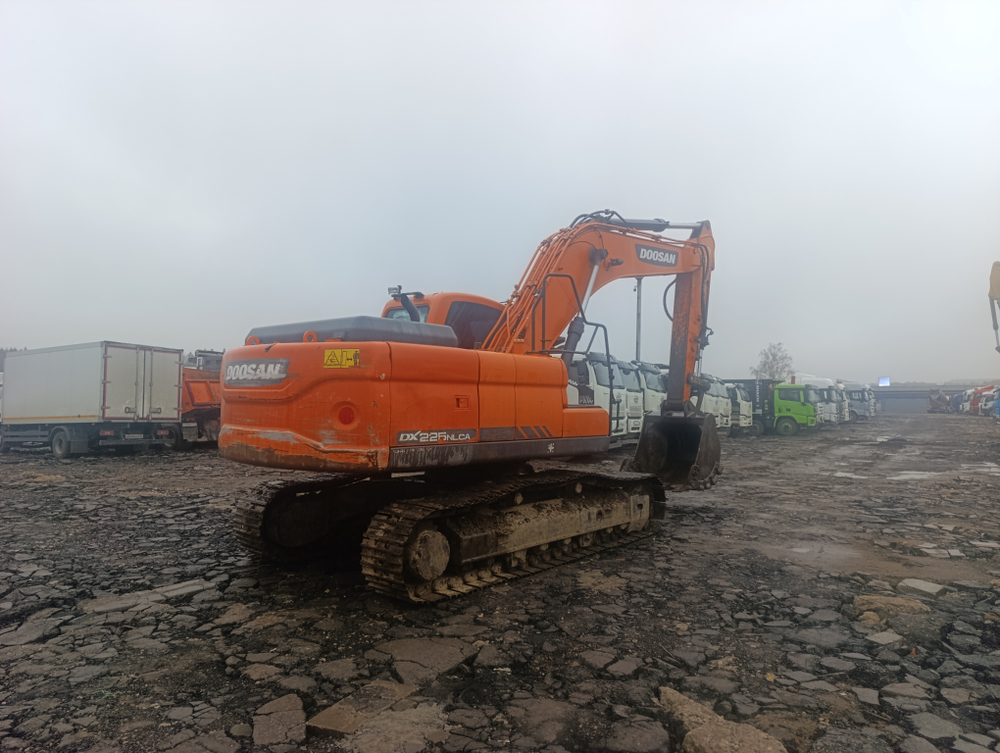 Doosan DX 225 Экскаватор DX225NLCA (Дизельный, 5,8 л, 156 л.с., АТ)