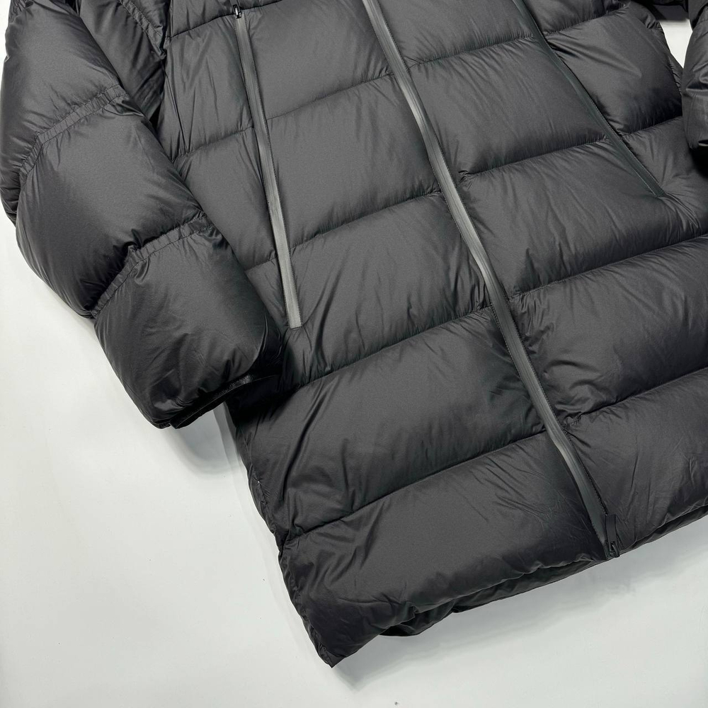 Пуховик Moncler