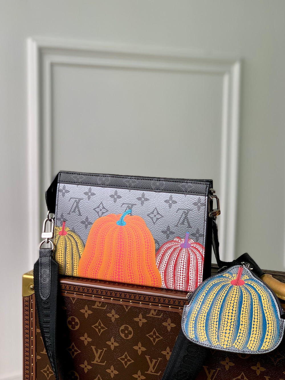 Louis Vuitton Gaston Wearable Wallet