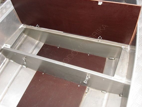 Алюминиевая лодка Wellboat-37