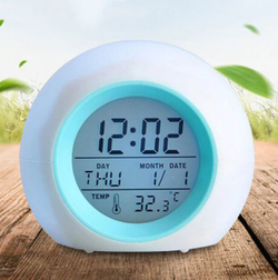 Часы-Будильник цифровые с сенсорным управлением и светодиодной подсветкой