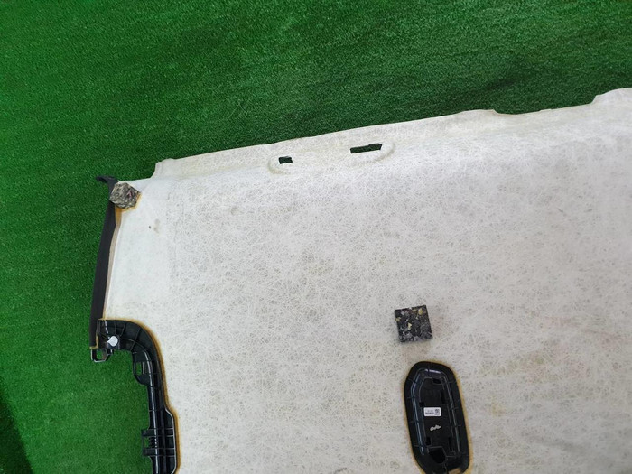 Обшивка потолка BMW 3er G20 (2018-н.в.)