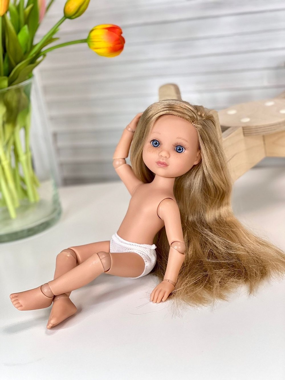 Кукла BERJUAN виниловая шарнирная 35см Ева (4820A)