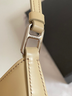 Prada Cleo 27 cm