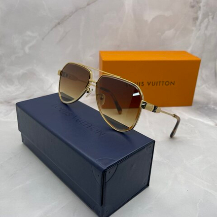 Солнцезащитные очки Louis Vuitton