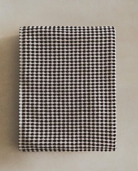 Zara Home - Хлопковое банное полотенце с текстурой, черный, 90х150 см