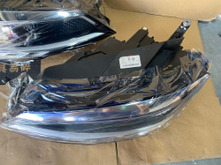 Фара LED оригинальная для Volkswagen Lamando (правая/левая),