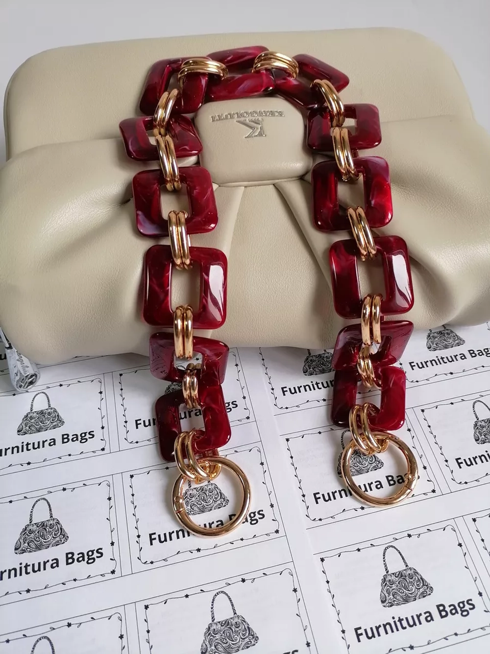 Цепь для сумки акриловая