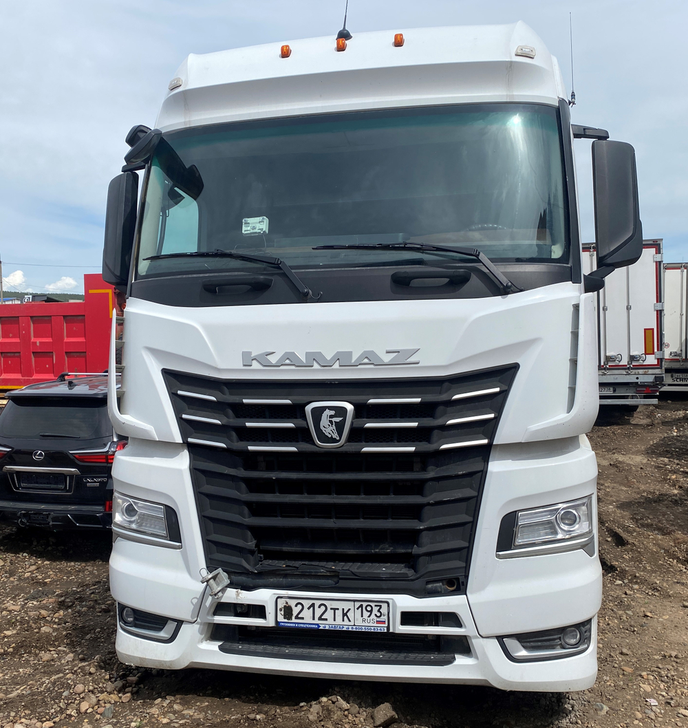 КамАЗ 54901 4x2 Седельный тягач 54901-94 (Дизельный, 11,9 л, 450 л.с., АТ)