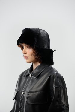 Меховая шапка