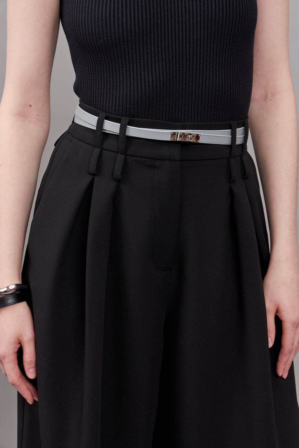 ТОНКИЙ РЕМЕНЬ В ДВА ОБОРОТА SILVER GREY