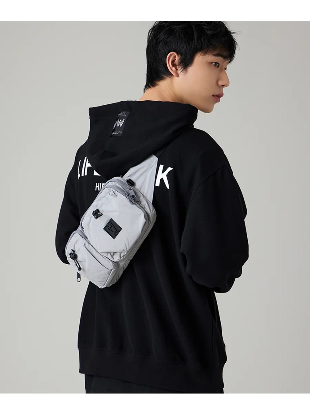 Набедренная сумка с 2 карманами