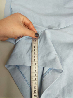 Шорты светло-голубые 46 размер