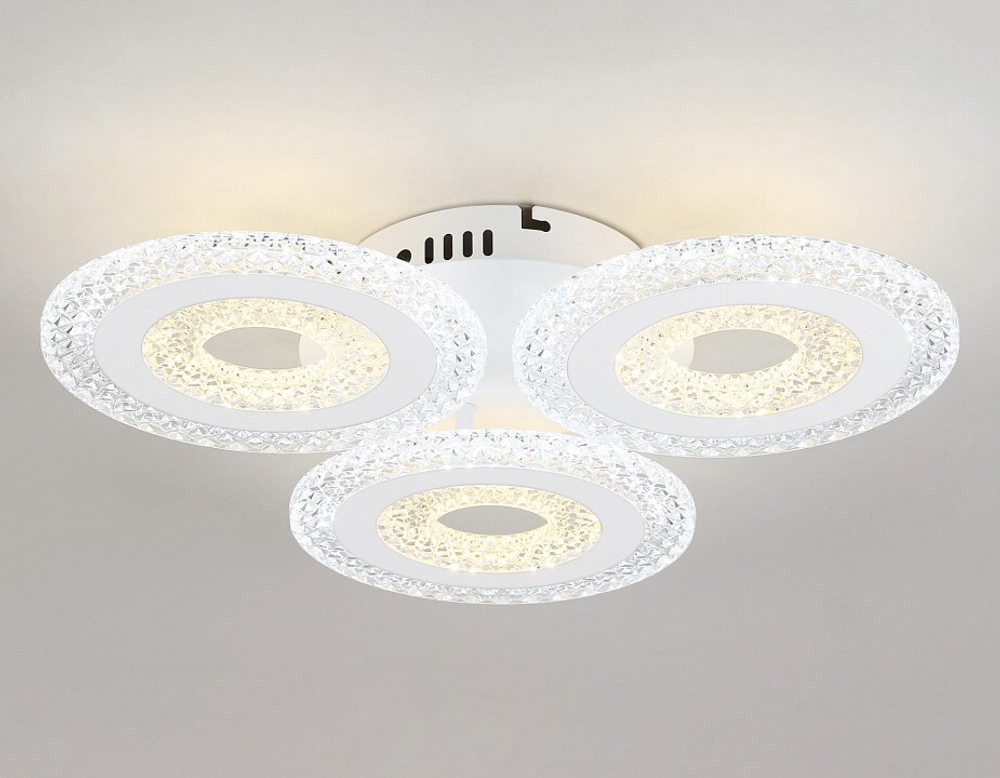 Потолочная люстра Ambrella Light FA FA4001