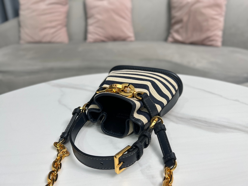Christian Dior Small C'est Dior Bag 17 cm