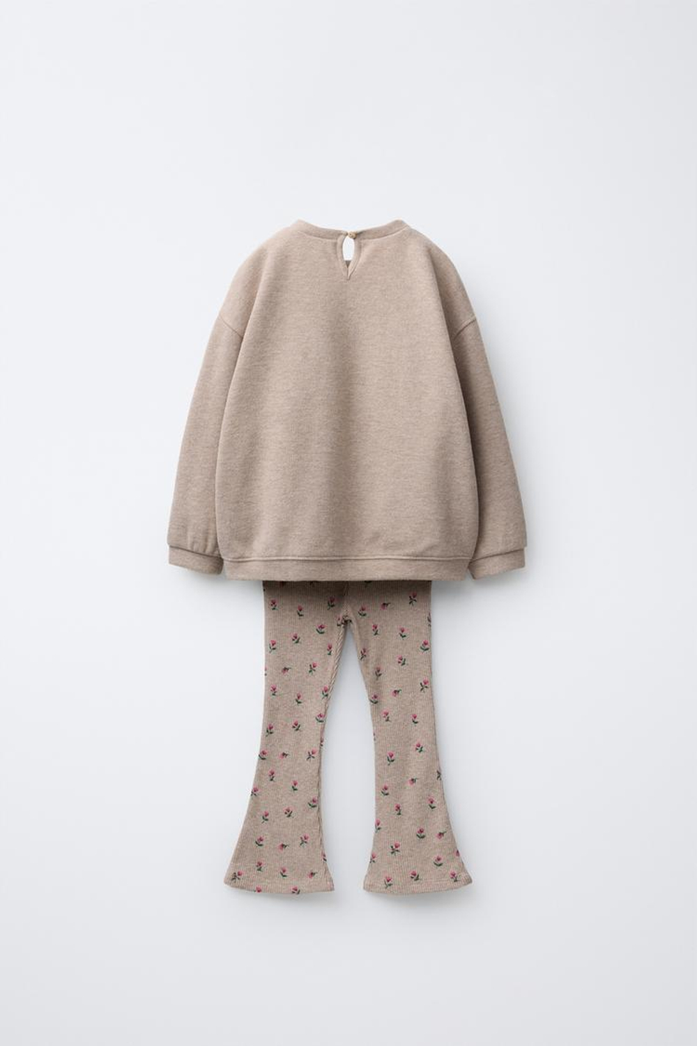 ZARA КОМПЛЕКТ ИЗ ФУТБОЛКИ И РАСКЛЕШЕННЫХ ЛЕГИНСОВ ИЗ МЯГКОЙ ТКАНИ, ПЕСОЧНЫЙ МЕЛАНЖ