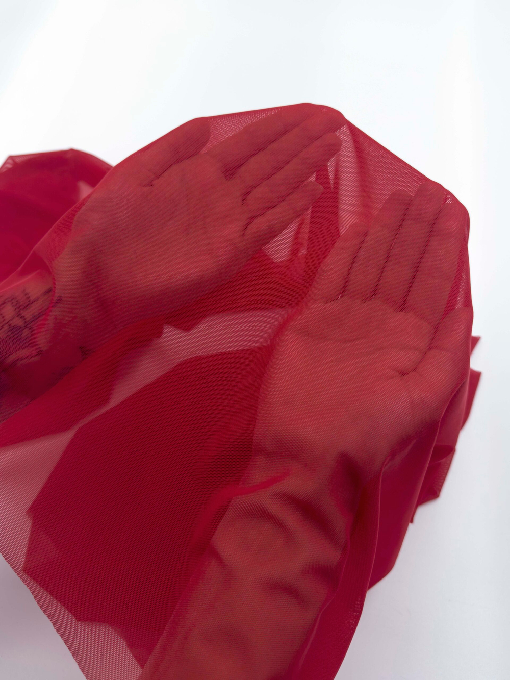 Сетка эластичная красная отрезом 50х70 см (Турция)