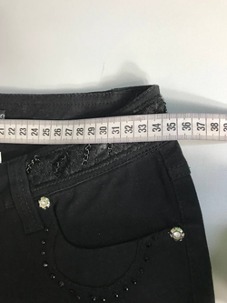 Джинсы с интересными элементами в отделке, маркировка 25, на 40-42 размер