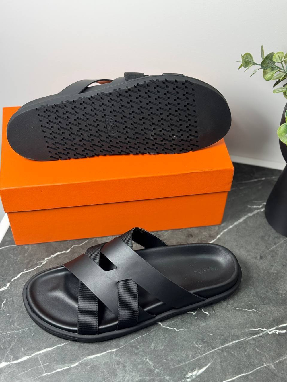 Шлепанцы Hermes